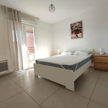 Neuf Piscine Appartement