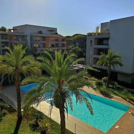 Neuf Piscine Appartement Fréjus